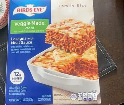 LASAGNA WITH MEAT SAUCE LENTIL ZUCCHINI PASTA LAYERED BETWEEN A SAVORY TOMATO BEEF SAUCE WITH THREE CHEESES PASTA, LASAGNA WITH MEAT SAUCE