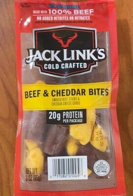 SMOKED BEEF STICKS & CHEDDAR CHEESE CURDS BITES, BEEF & CHEDDAR