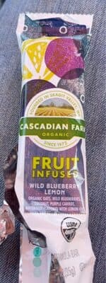 Cascadian Farm Organic Fruit Infused Wild Blueberry Lemon Chewy Granola Bar