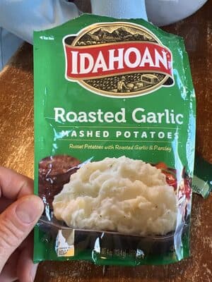 IDAHOAN, MASHED POTATOES, ROASTED GARLIC