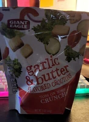 GARLIC & BUTTER CROUTONS