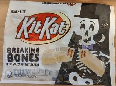 CRISP WAFERS IN WHITE CREME, BREAKING BONES, CRISP WAFERS IN WHITE CREME