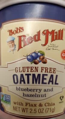BLUEBERRY AND HAZELNUT OATMEAL