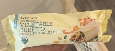 VEGETABLE BURRITO WITH CITRUS CHILE SAUCE, VEGETABLE BURRITO