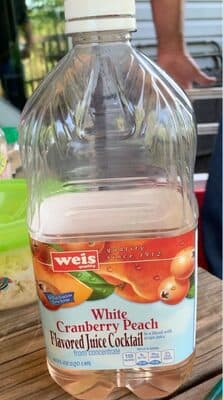 WHITE CRANBERRY PEACH COCKTAIL IN A BLEND WITH GRAPE JUICE FROM CONCENTRATE, WHITE CRANBERRY PEACH