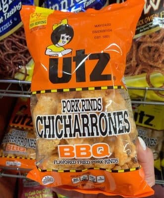 BBQ FLAVORED CHICHARRONES FRIED PORK RINDS, BBQ