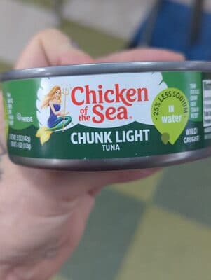 CHUNK LIGHT TUNA IN WATER