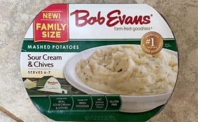 SOUR CREAM & CHIVES MASHED POTATOES, SOUR CREAM & CHIVES
