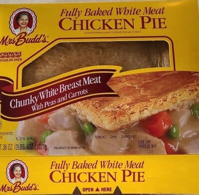 CHUNKY WHITE BREAST MEAT WITH PEAS AND CARROTS FULLY BAKED WHITE MEAT CHICKEN PIE, PEAS AND CARROTS FULLY BAKED WHITE MEAT