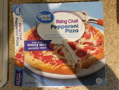 RISING CRUST PEPPERONI TOPPED WITH TOMATO SAUCE WHOLE MILK MOZZARELLA AND PEPPERONI PIZZA, RISING CRUST PEPPERONI