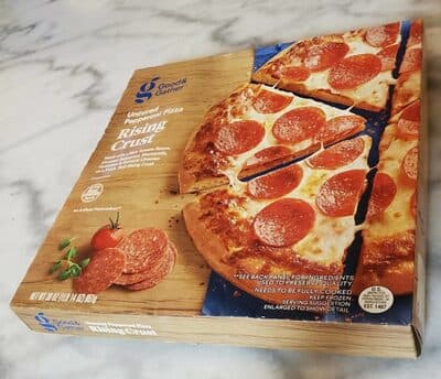 UNCURED PEPPERONI MADE WITH A RICH TOMATO SAUCE, UNCURED PEPPERONI, MOZZARELLA, PARMESAN & ROMANO CHEESES ON A THICK, SELF-RISING CRUST PIZZA, UNCURED PEPPERONI