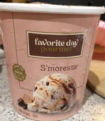 TOASTED MARSHMALLOW-FLAVORED ICE CREAM WITH CARAMELIZED SUGAR SWIRL, GRAHAM PIECES AND CHOCOLATY CHUNKS SMORE'S, TOASTED MARSHMALLOW