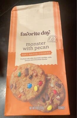 MONSTER WITH PECAN SOFT-BAKED COOKIES, MONSTER WITH PECAN