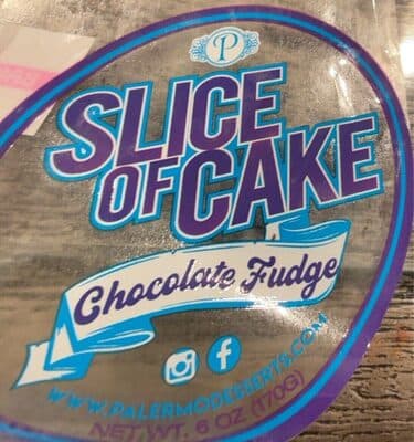 CHOCOLATE FUDGE CAKE SLICE