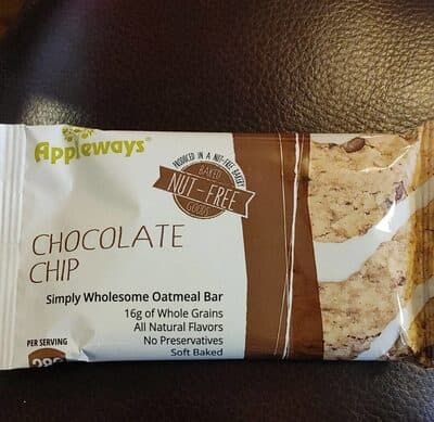 2.4oz WG Choc Chip Oatmeal Bar, Eac