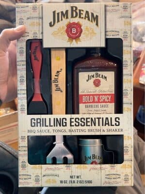 GRILLING ESSENTIALS BBQ SAUCE, TONGS, BASTING BRUSH & SHAKER