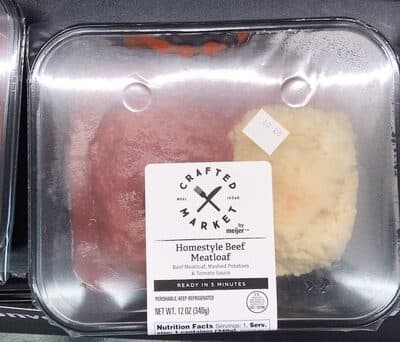 HOMESTYLE BEEF MEATLOAF, MASHED POTATOES & TOMATO SAUCE, HOMESTYLE BEEF