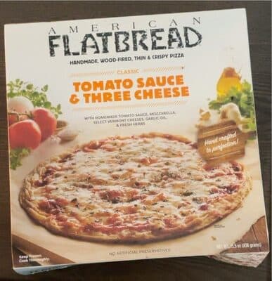 CLASSIC TOMATO SAUCE & THREE CHEESE PIZZA, CLASSIC TOMATO SAUCE & THREE CHEESE
