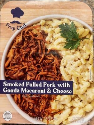 SMOKED PULLED PORK WITH GOUDA MACARONI & CHEESE, SMOKED