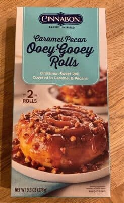 CARAMEL PECAN CINNAMON SWEET ROLL COVERED IN CARAMEL & PECANS OOEY GOOEY ROLLS, CARAMEL PECAN