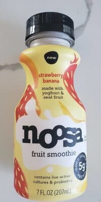 STRAWBERRY BANANA FRUIT SMOOTHIE