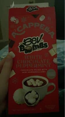 WHITE CHOCOLATE PEPPERMINT BEV BOMBS FILLED WITH MINI MARSHMALLOWS, WHITE CHOCOLATE PEPPERMINT