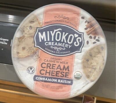 CINNAMON RAISIN PLANT MILK CREAM CHEESE, CINNAMON RAISIN