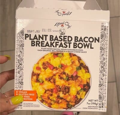 PLANT BASED BACON BREAKFAST PLANT BASED BACON, VEGAN SCRAMBLED EGGS, HASH BROWNS, BELL PEPPERS & A VEGAN CHEESE SAUCE BOWL, PLANT BASED BACON BREAKFAST