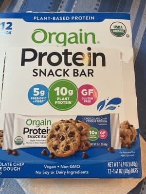CHOCOLATE CHIP COOKIE DOUGH FLAVORED PROTEIN SNACK BARS, CHOCOLATE CHIP COOKIE DOUGH