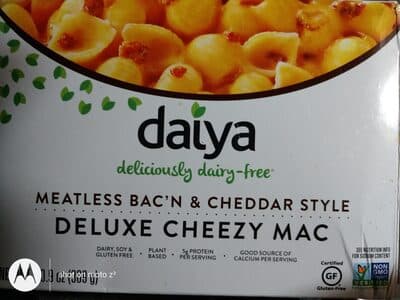 MEATLESS BACN & CHEDDAR STYLE DELUXE CHEEZY MAC, MEATLESS BACN & CHEDDAR STYLE