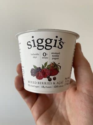 STRAINED NON-FAT YOGURT