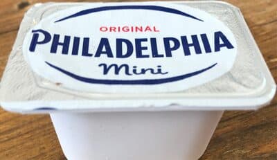 PHILADELPHIA CREAM CHEESE-MINI TUBS PLAIN 140 GR