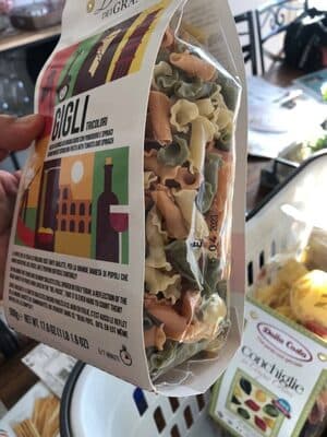 PASTA OF DURUM WHEAT SEMOLINA WITH TOMATO AND SPINACH, GIGLI TRICOLORI