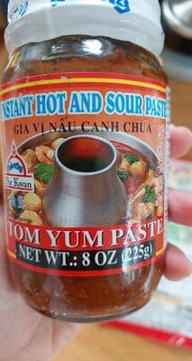 POR KWAN, INSTANT HOT AND SOUR PASTE, TOM YUM PASTE